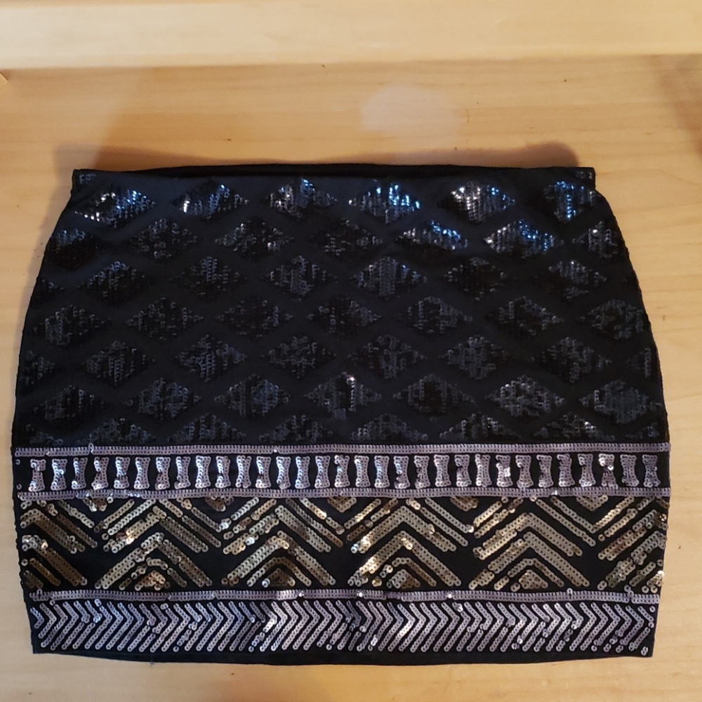 Express Sequined Skirt
